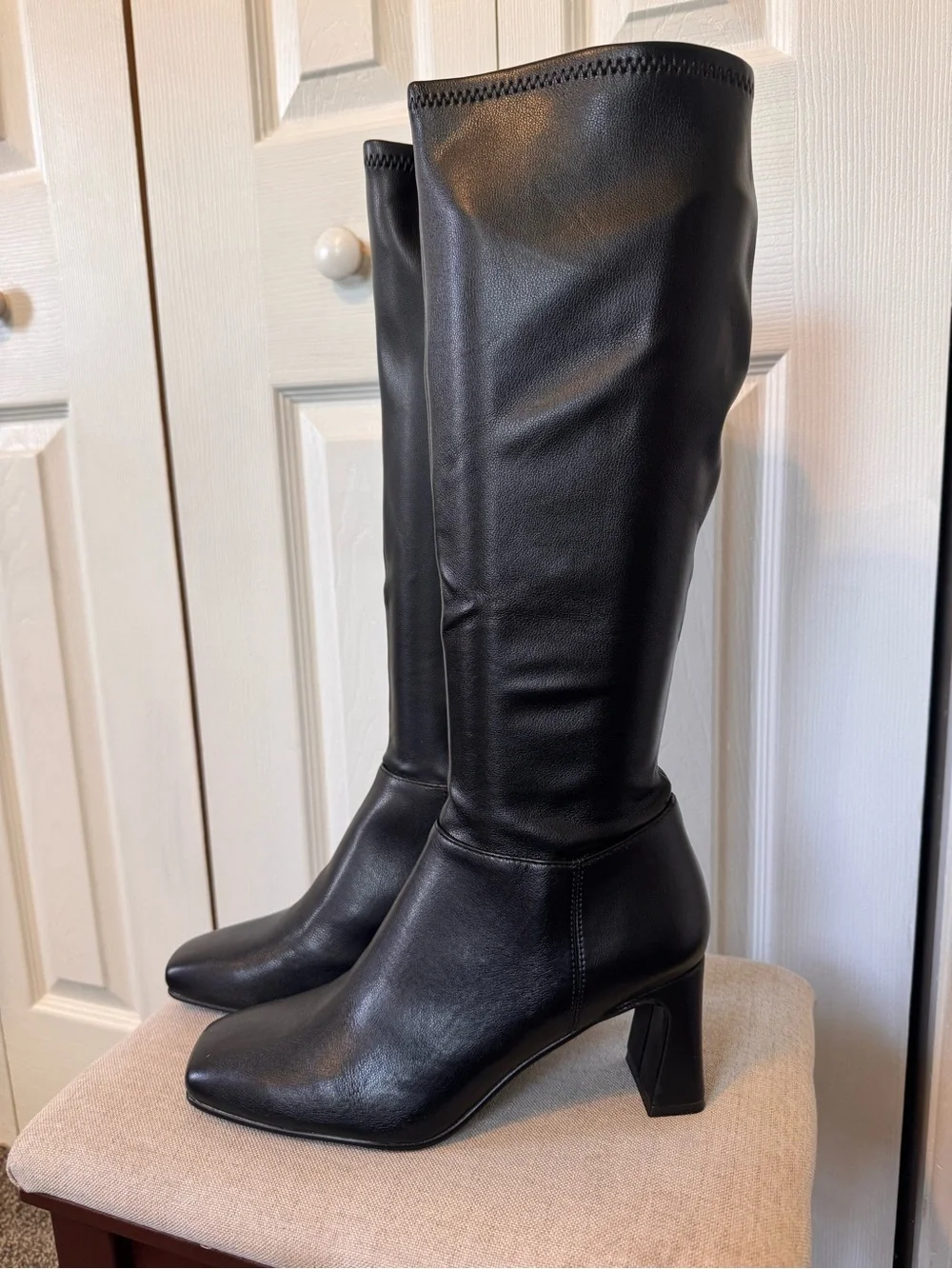 Steve Madden Black Knee-High Women Boots 3inch Block Heel Zipper Size 8.5 NWTS
